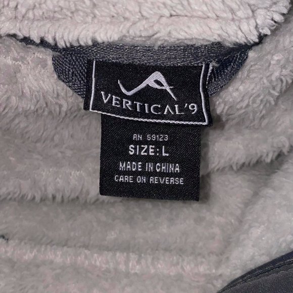 Vertical 9 Soft Fall/Winter Women's Grey Zip Up Fleece Jacket Coat Size L - Picture 3 of 3